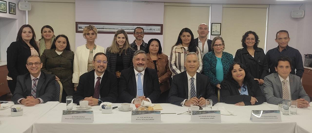 Representantes de Canaco y Cemefi durante el lanzamiento de la alianza