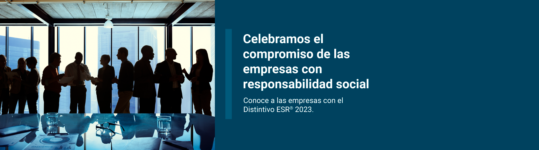 Imagen de personas dialogando con texto: celebramos el compromiso de las empresas con la responsabilidad social. Conoce a las empresas con el Distintivo ESR.