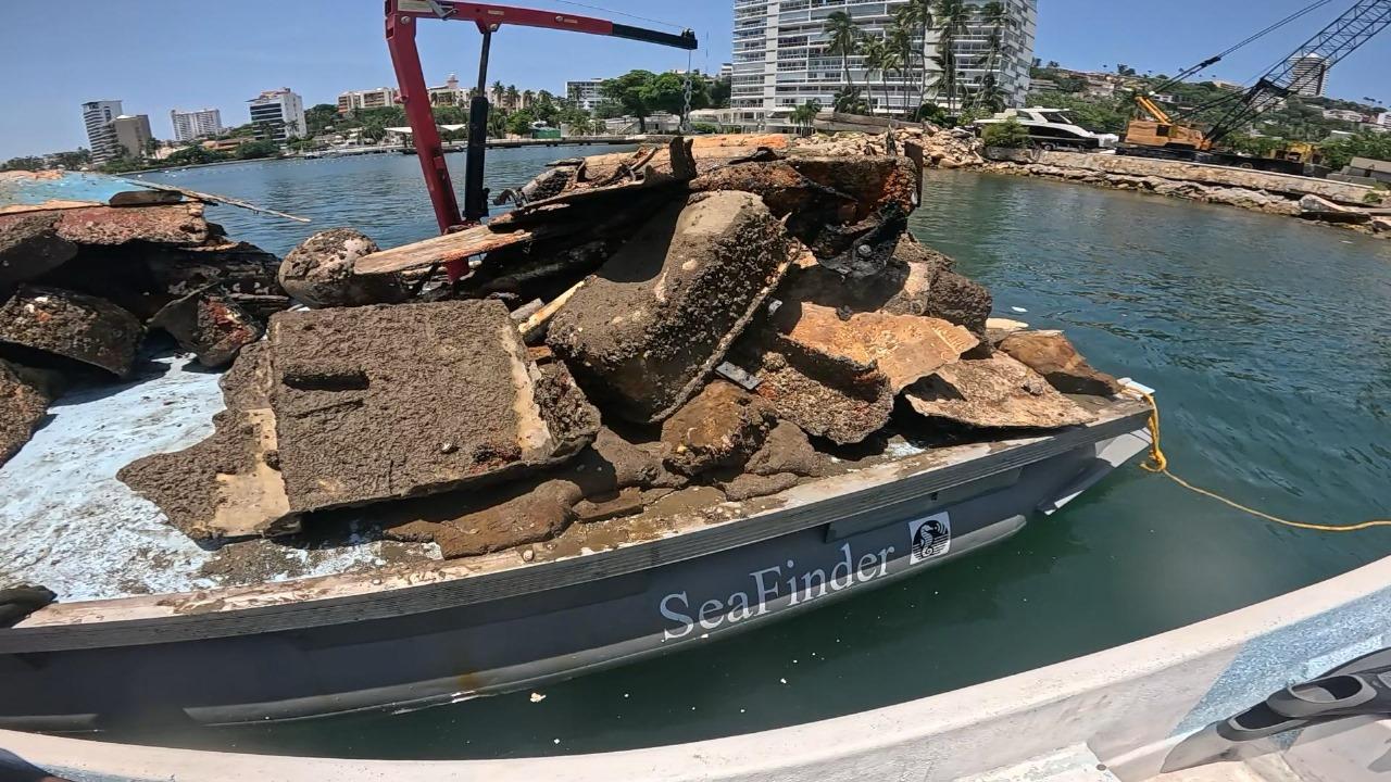 Sociedad civil y empresas se unen para limpiar el fondo marino en Guerrero