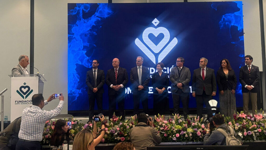 En imagen: Al asumir la presidencia de la Fundación Expo Guadalajara para el periodo 2025–2028, Carlos del Río Madrigal 
